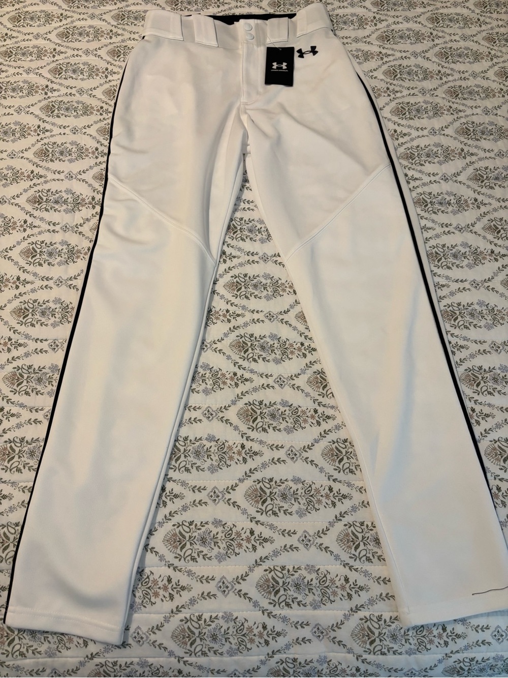 Under Armour White Baseball Pants with Black Piping Mens Small NWT